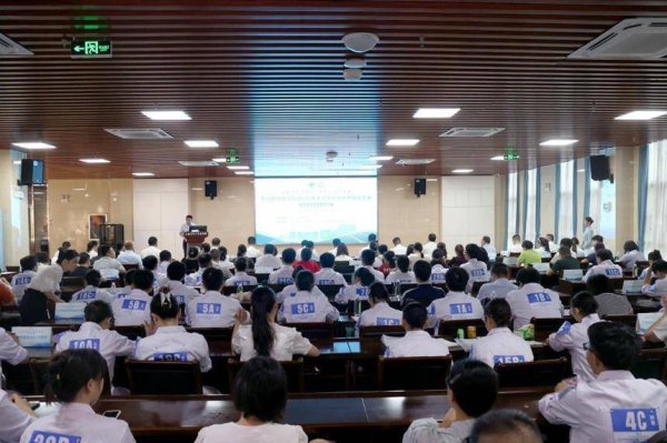 宏盛证券 右江民族医学院2025年大学生医学技术技能大赛（临床医学类专业赛道）圆满举办